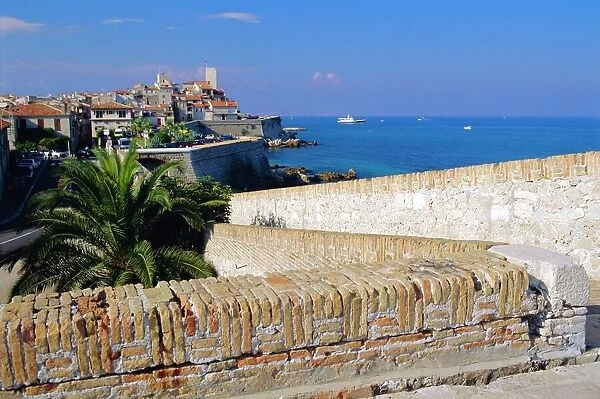 Antibes, Old Town, Alpes Maritime, Cote d Azur, France
