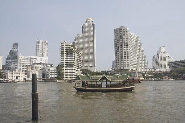 The Chao Phraya River, Bangkok, Thailand, Southeast Asia, Asia
