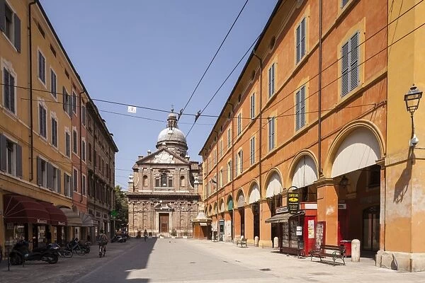 Corso Duomo and Chiesa della Madonna del Voto, Modena, Emilia-Romagna, Italy, Europe
