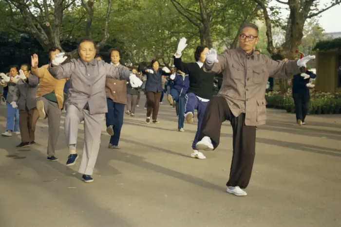Framed Print : Tai Chi Print, Shanghai Crowd Framed Print : Tai Chi Print, Shanghai Crowd