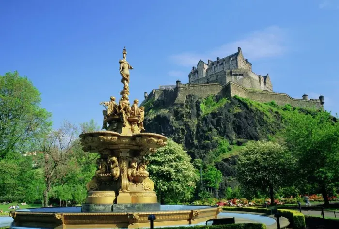 Framed Print : Edinburgh Castle Print Framed Print : Edinburgh Castle Print