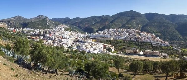 Elevated view over the historic hilltop town of Moulay Idriss, Morocco, North Africa, Africa