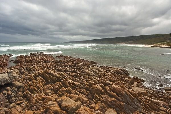 Exposed shoreline rock strata, Yallingup, Shire of Busselton, Western Australia