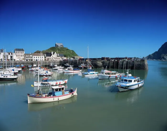 Framed Print : Ilfracombe Harbour Print Framed Print : Ilfracombe Harbour Print