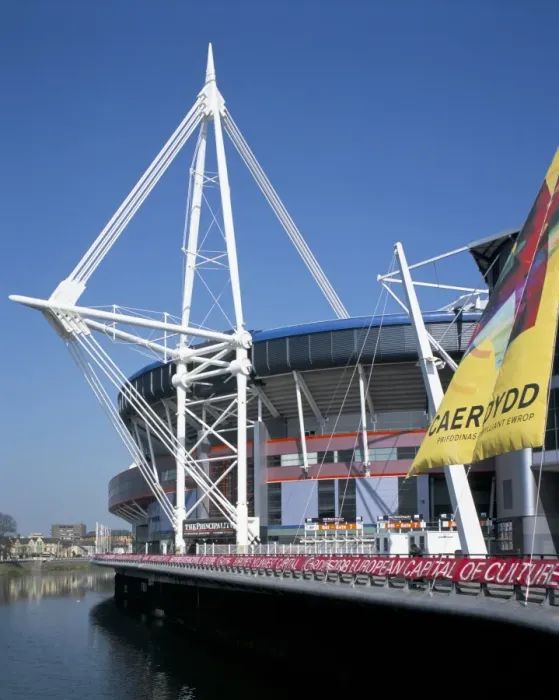 Framed Print : Millennium Stadium Print, Cardiff Framed Print : Millennium Stadium Print, Cardiff