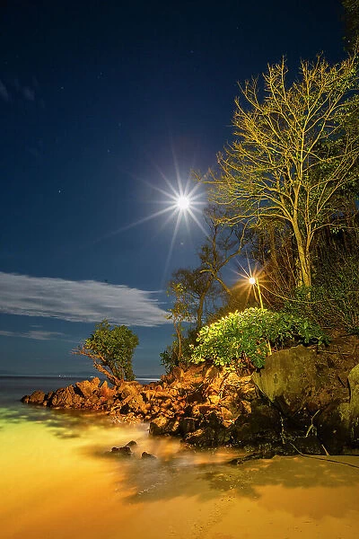 Full moon at Murex Bangka Dive Resort, Bangka Island, near Manado, Sulawesi, Indonesia, Southeast Asia, Asia