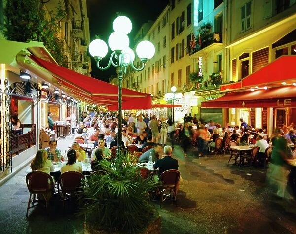 Open air cafes and restaurants, Nice, Cote d Azure, Provence, France, Europe