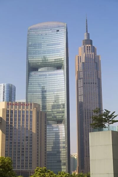 Pearl River Tower in Zhujiang New Town, Tian He, Guangzhou, Guangdong, China, Asia