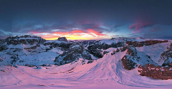 Pink sunset on the snowcapped Gran Cir, Odle, Sassolungo