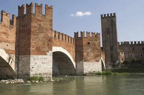 Ponte Scaligero, Verona, UNESCO World Heritage Site, Veneto, Italy, Europe
