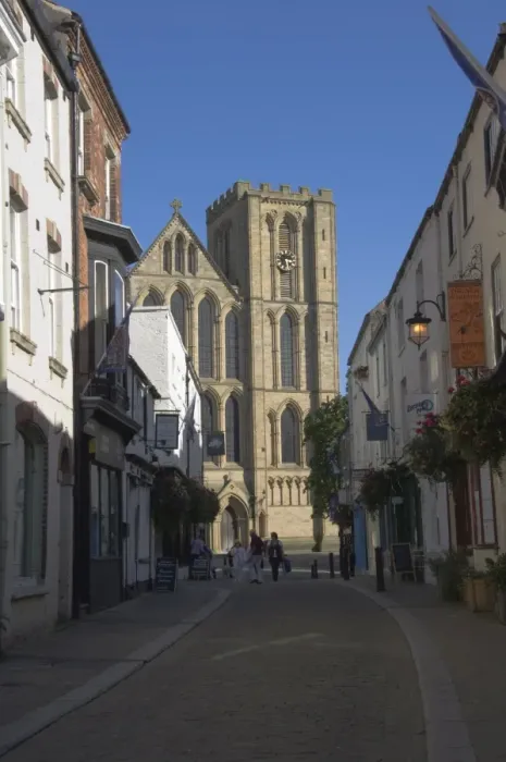 Framed Print : Ripon Cathedral Print from the Pedestrian Precinct Framed Print : Ripon Cathedral Print from the Pedestrian Precinct