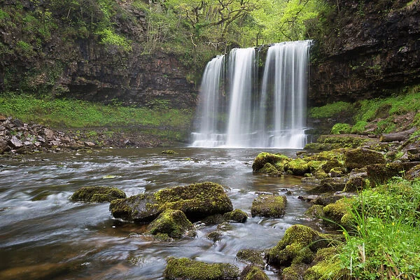 Sgwd yr Eira waterfall, Ystradfellte, Brecon Beacons National Park, Powys, Wales