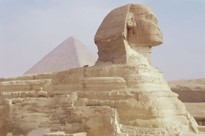 Framed Print : Print of The Sphinx and Chephren pyramid beyond Giza Framed Print : Print of The Sphinx and Chephren pyramid beyond Giza