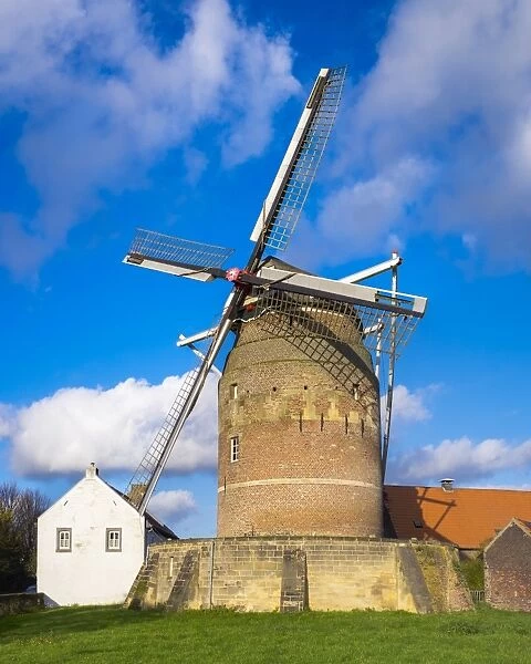 Tower Mill of Gronsveld (Torenmolen van Gronsfeld) windmill, Vroendaal, Mstricht