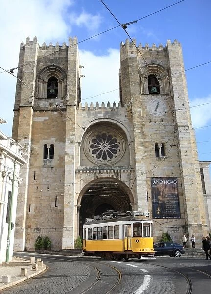 Tram and Se (Cathedral), Alfama, Lisbon, Portugal, Europe