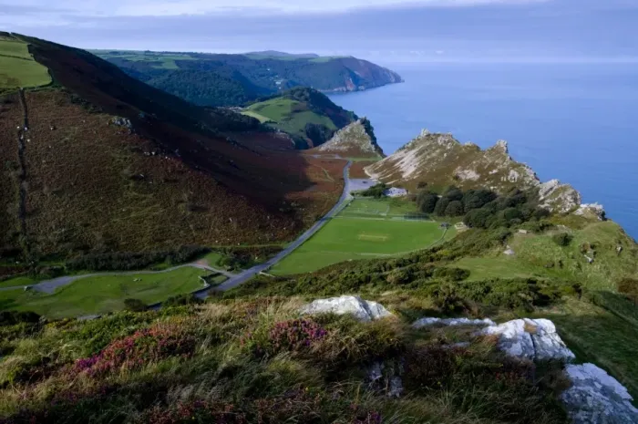 Framed Print : Valley of Rocks Print, Devon Coastline Framed Print : Valley of Rocks Print, Devon Coastline