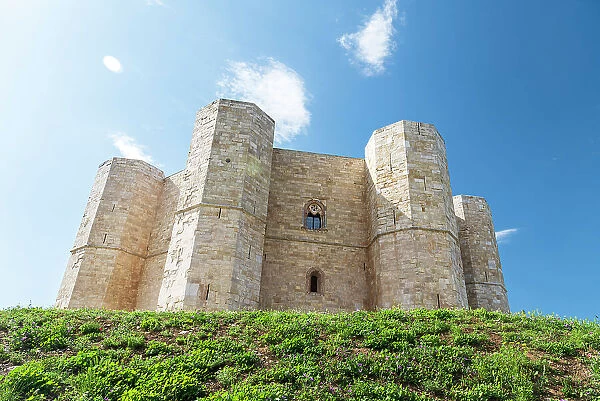 View from below of the octagonal white castle of Castel del Monte, UNESCO World Heritage Site, Apulia, Italy, Europe