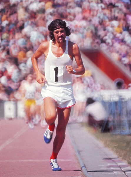 Dave Bedford 1972. Athletics - Crystal Palace. Dave Bedford of England