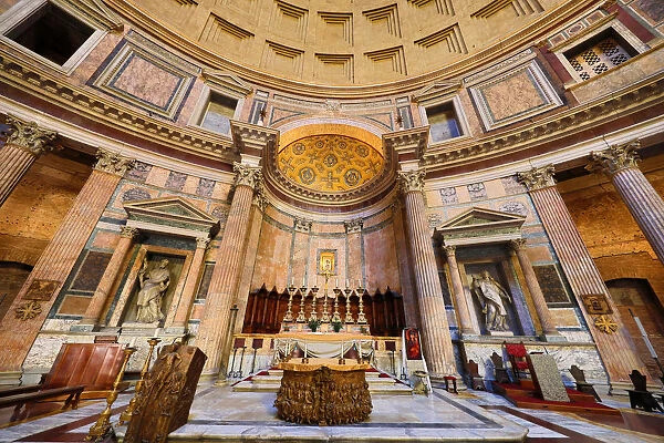 The Pantheon di Roma church, Rome, Italy