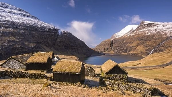 The ancient village of Saksun surrounded by beautiful mountain scenery, Streymoy