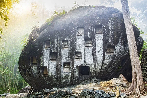 Asia, Southeast Asia, Indonesia, Sulawesi, Celebes, Tana Toraja, the megalithic rock