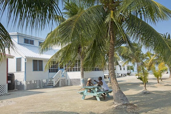 Central America, Belize, Belize district, St Georges Caye, a couple lunch at