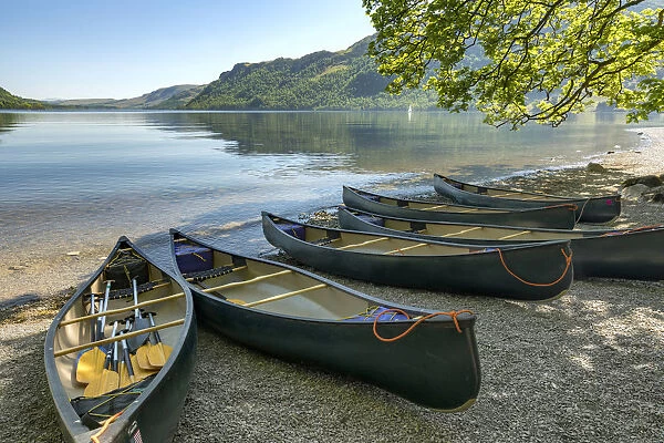 Europe, United Kingdom, England, Cumbria, Lake District, Ullswater, Canoes