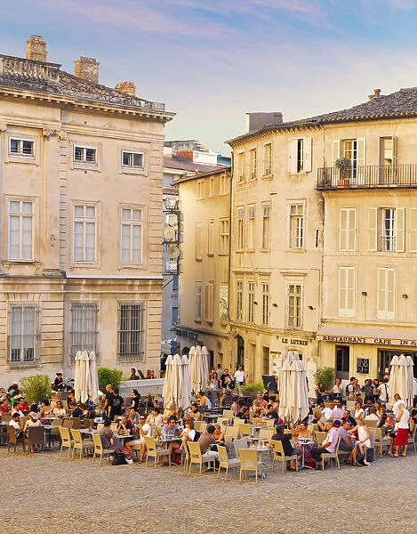 France, Provence, Avignon, Place de Palais, Tourists at cafe