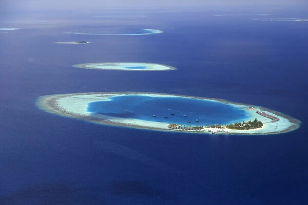 Maldives, South Ari Atoll, Aerial View of the chains of atolls