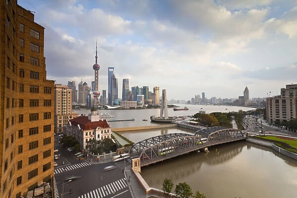 New Pudong skyline; Waibaidu (Garden) Bridge; looking across the Huangpu River