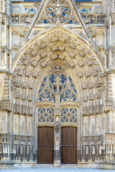 Front portal entrance of Cathedrale Saint-Gatien cathedral, Tours, Indre-et-Loire