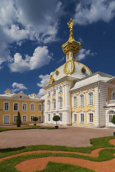 Russia, St. Petersburg, Peterhof, Grand Palace