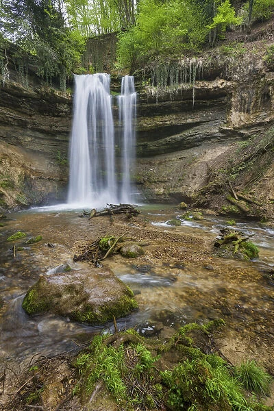 Switzerland, Canton of Vaud, Dard waterfall