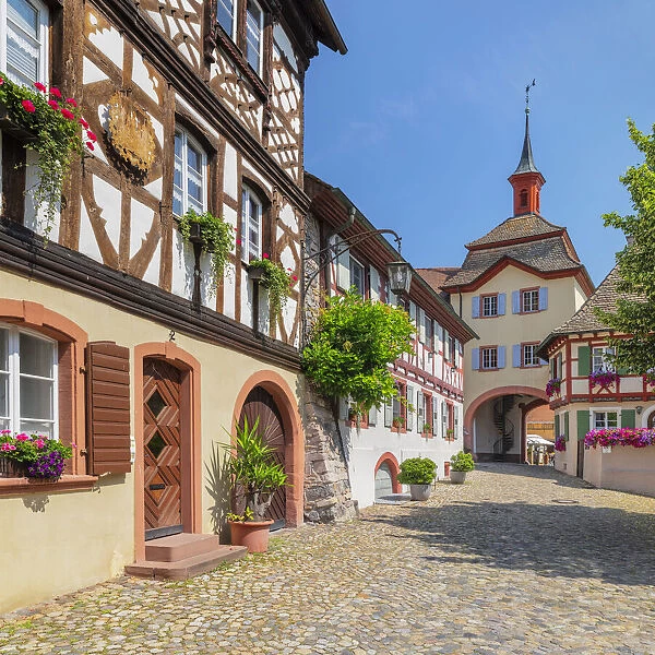 Town gate, Burkheim am Kaiserstuhl, Breisgau, Southern Black Forest, Baden-Wurttemberg, Germany