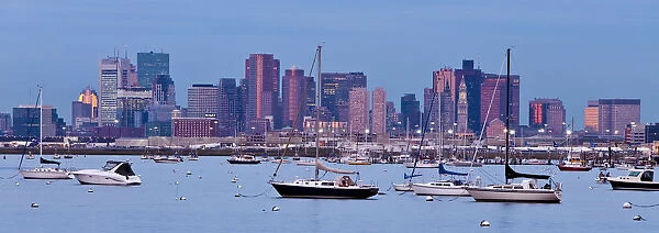 USA, Massachusetts, Boston, City skyline and boats moored in the harbour
