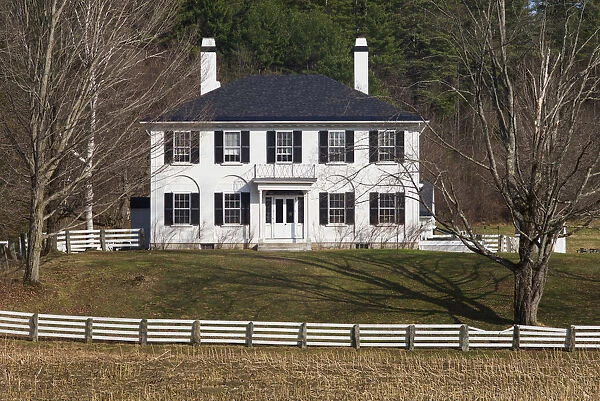 USA, New Hampshire, Orford, one of the seven Ridge Federalist-style houses