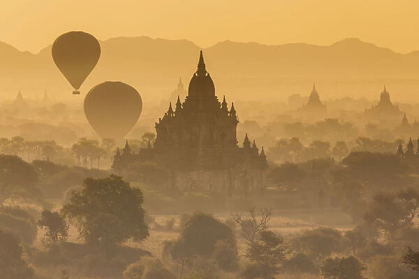 View of the pagodas and temples of the ancient ruined city of Bagan (Pagan), &