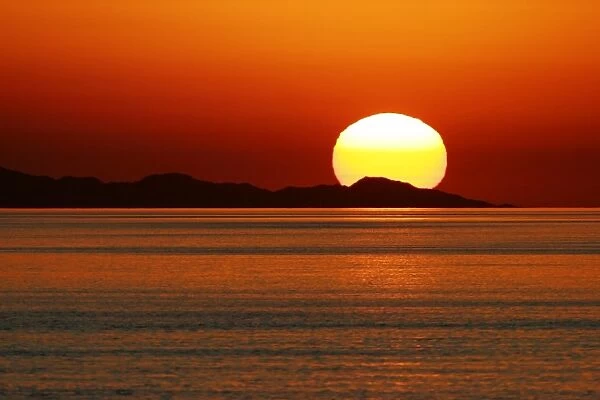 Sunrise over the calm waters of the Gulf of California (Sea of Cortez), Baja, Mexico