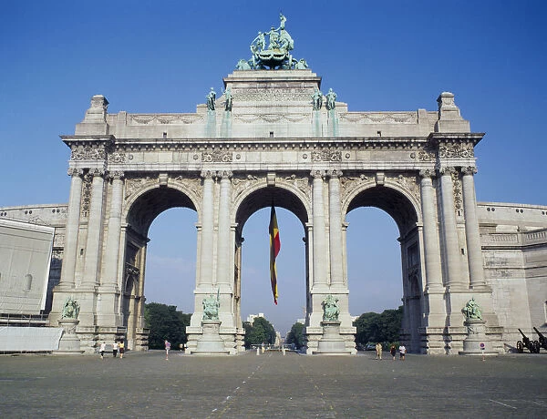 10080999. BELGIUM Brabant Brussels Arc du Triomphe the Arch in the Cinquantenaire park