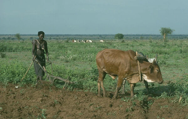 20032522. UGANDA