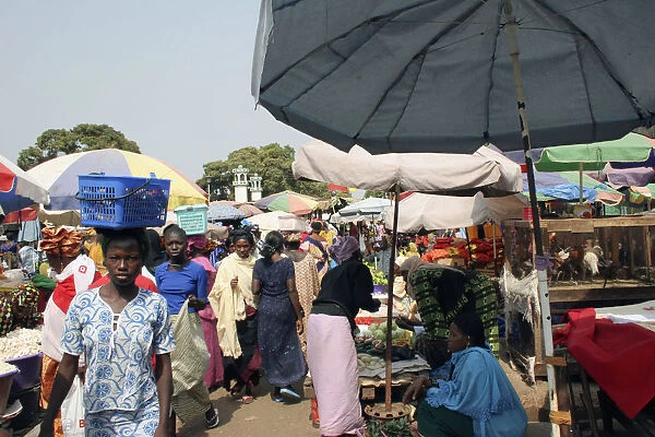 GAMBIA 26. Africa /  Gambia /  Serekunda /  Atlantic Rd /  Bakau Market