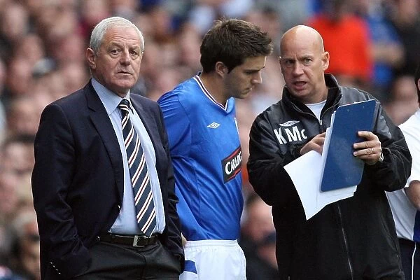 Walter Smith Ponders at Ibrox: A Scoreless Stalemate in Rangers vs Aberdeen (Clydesdale Bank Premier League)