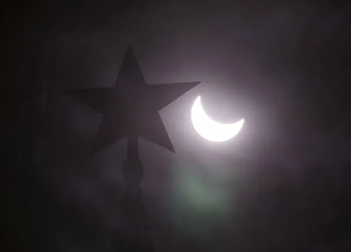 Framed Print : A star on the Kremlin tower during a partial solar eclipse in Moscow, Print Framed Print : A star on the Kremlin tower during a partial solar eclipse in Moscow, Print