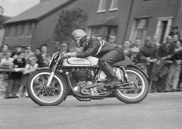 Bill Beevers (Norton) 1952 Senior TT