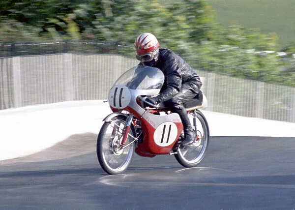 Brian Gleed (Honda) 1968 50cc TT