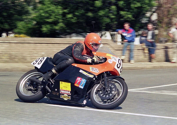 Dave Kerby (Kawasaki) 1987 Formula One TT