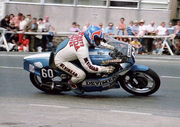 Dave Mason (Devimead Honda) 1982 Formula Three TT