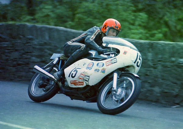 Geoff Barry (Oakley Dunstall) 1972 Formula 750 TT