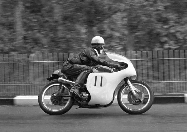 Geoff Morgan (Norton BSA) 1965 Senior Manx Grand Prix