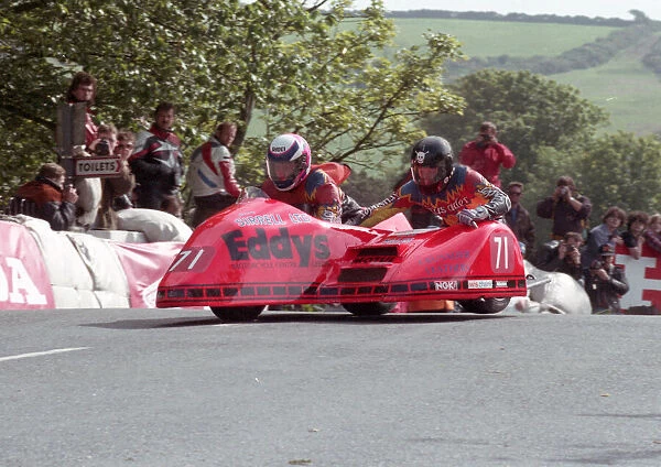 Rob Fisher & Vince Butler (Asco Honda) 1993 Sidecar TT
